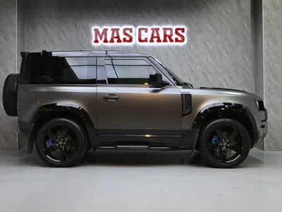 2021 لاند روفر ديفيندر 90