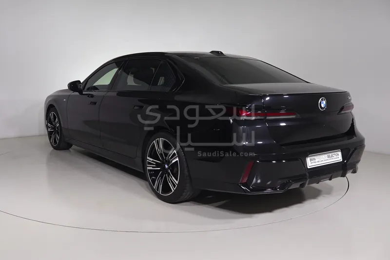 2023 بي ام دبليو الفئة السابعة 740أي