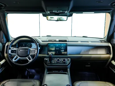 2022 لاند روفر ديفيندر 90