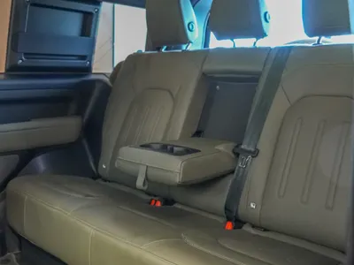 2022 لاند روفر ديفيندر 90