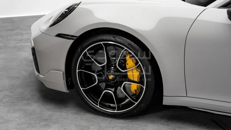 2024 بورش 911 كاريرا توربو اس