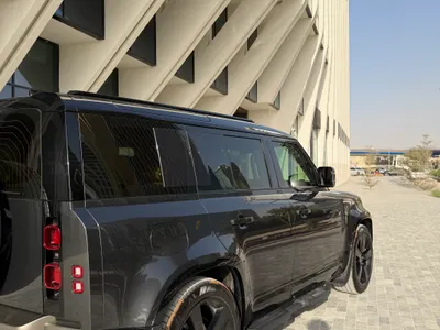 2025 لاند روفر ديفيندر