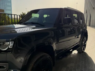 2025 لاند روفر ديفيندر