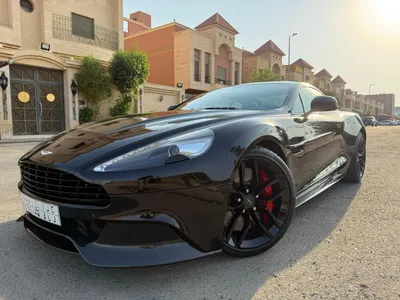 2015 استون مارتن فانكويش