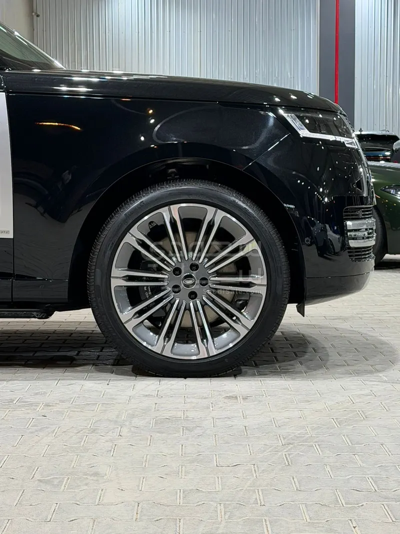 2025 لاند روفر رينج روفر اوتوبيوغرافي