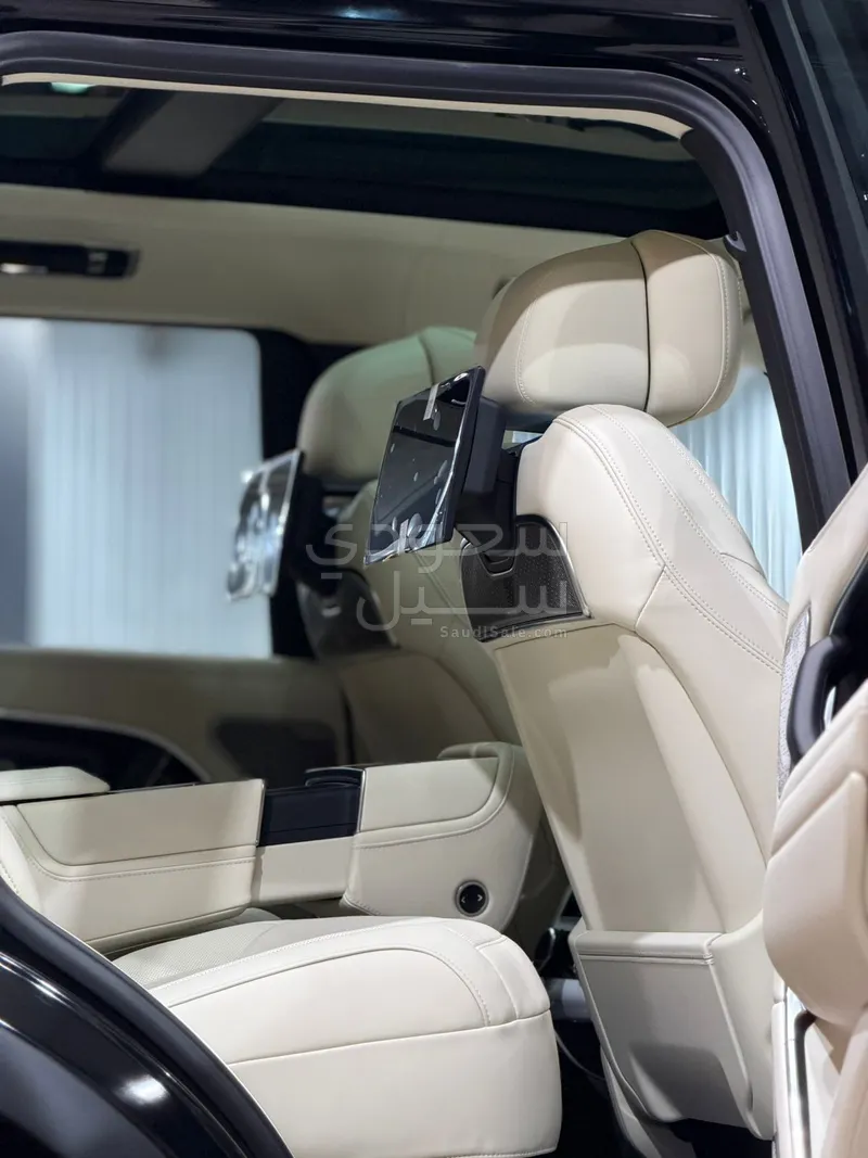 2025 لاند روفر رينج روفر اوتوبيوغرافي