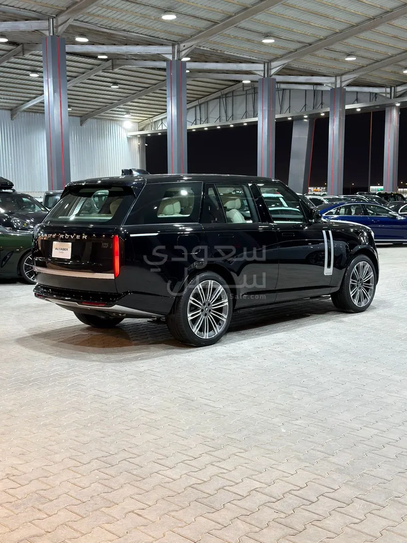 2025 لاند روفر رينج روفر اوتوبيوغرافي