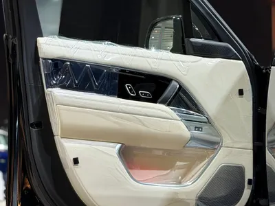 2025 لاند روفر رينج روفر اوتوبيوغرافي