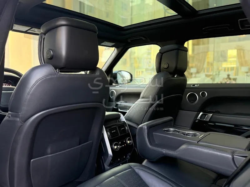 2021 لاند روفر رينج روفر سبورت اوتوبيوجرافي