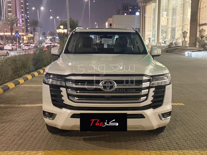 2024 تويوتا لاند كروزر جي اكس ار