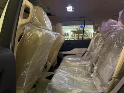 2024 تويوتا لاند كروزر جي اكس ار