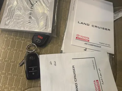 2024 تويوتا لاند كروزر جي اكس ار