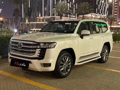 2024 تويوتا لاند كروزر جي اكس ار