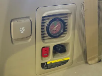 2024 تويوتا لاند كروزر جي اكس ار