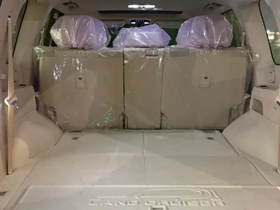 2024 تويوتا لاند كروزر جي اكس ار