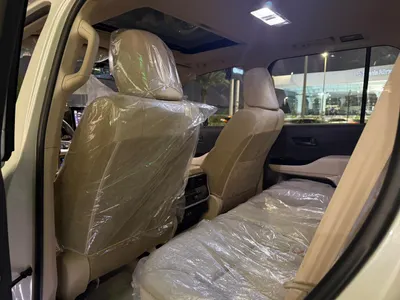 2024 تويوتا لاند كروزر جي اكس ار