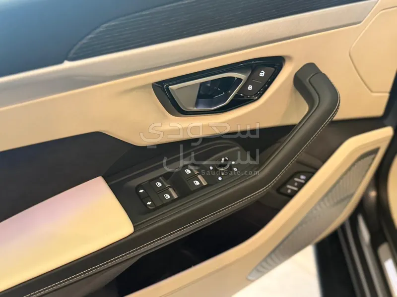 2020 لمبرجيني اوروس