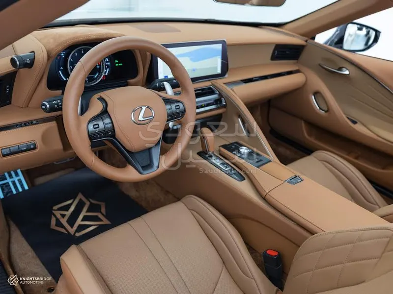 2025 لكزس إل سي 500