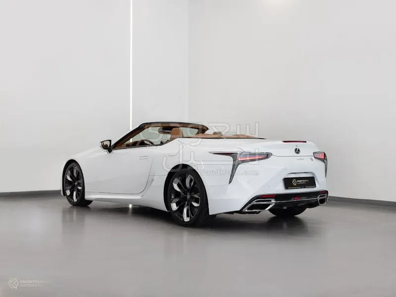 2025 لكزس إل سي 500