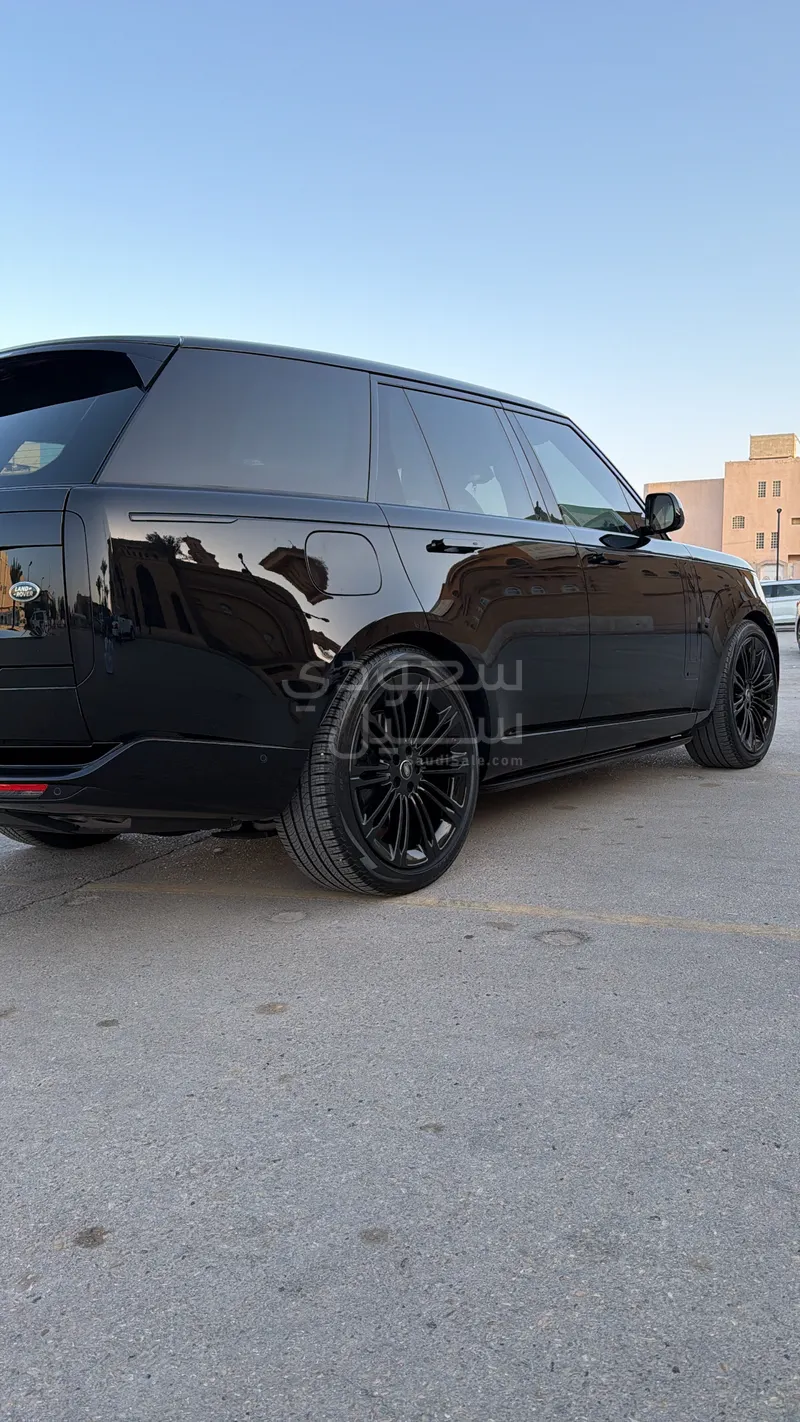 2023 لاند روفر رينج روفر فوج اوتوبيوغرافي