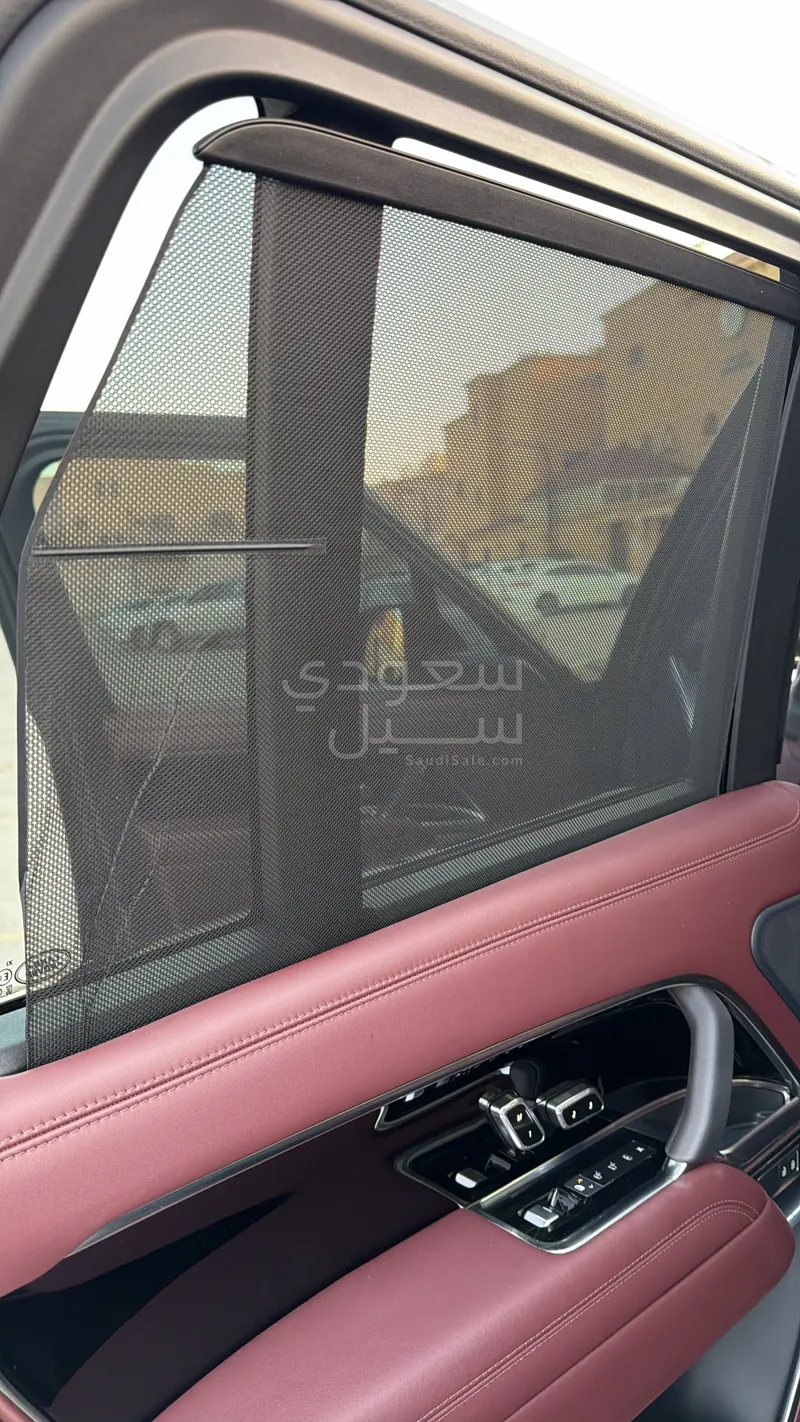 2023 لاند روفر رينج روفر فوج اوتوبيوغرافي