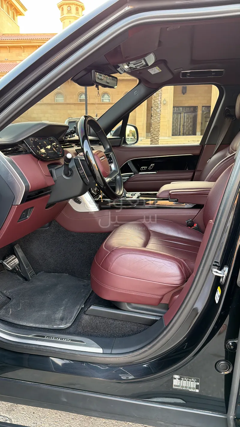 2023 لاند روفر رينج روفر فوج اوتوبيوغرافي