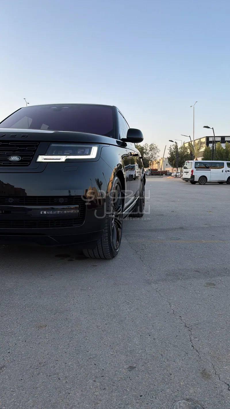 2023 لاند روفر رينج روفر فوج اوتوبيوغرافي