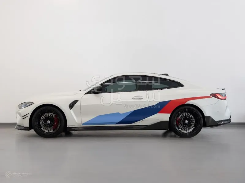 2021 بي ام دبليو الفئة ام إم 4 كومبيتيشن