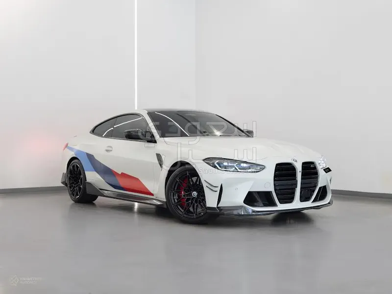 2021 بي ام دبليو الفئة ام إم 4 كومبيتيشن