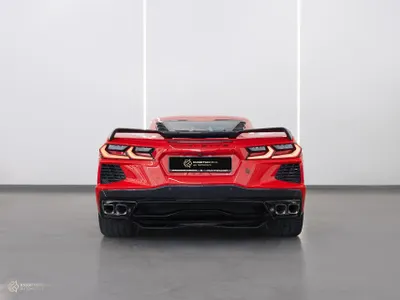 2021 شفروليه كورفيت سي 8