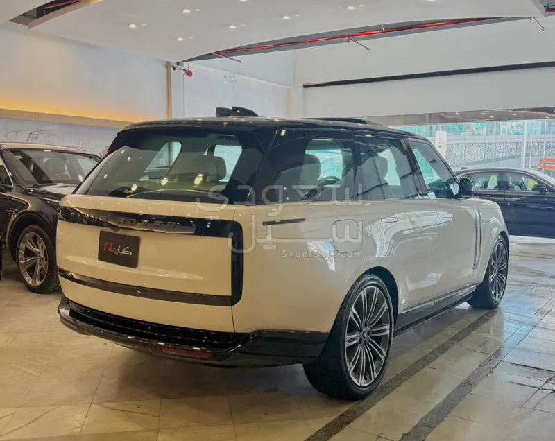 2024 لاند روفر رينج روفر اوتوبيوغرافي