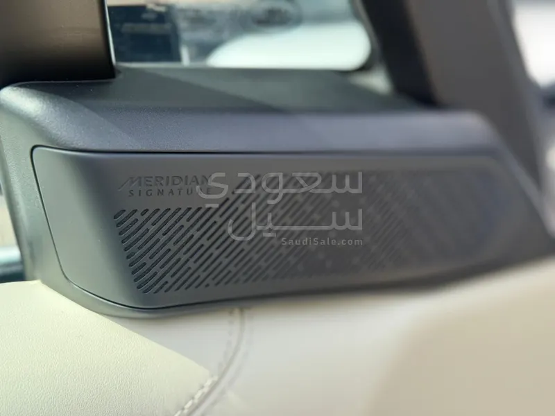 2024 لاند روفر رينج روفر اوتوبيوغرافي