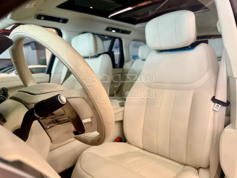 2024 لاند روفر رينج روفر اوتوبيوغرافي