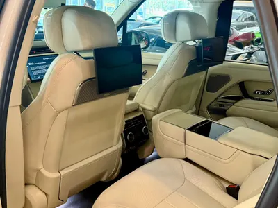 2024 لاند روفر رينج روفر اوتوبيوغرافي