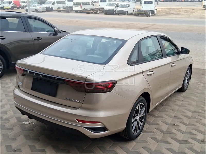 2026 جيلي امجراند