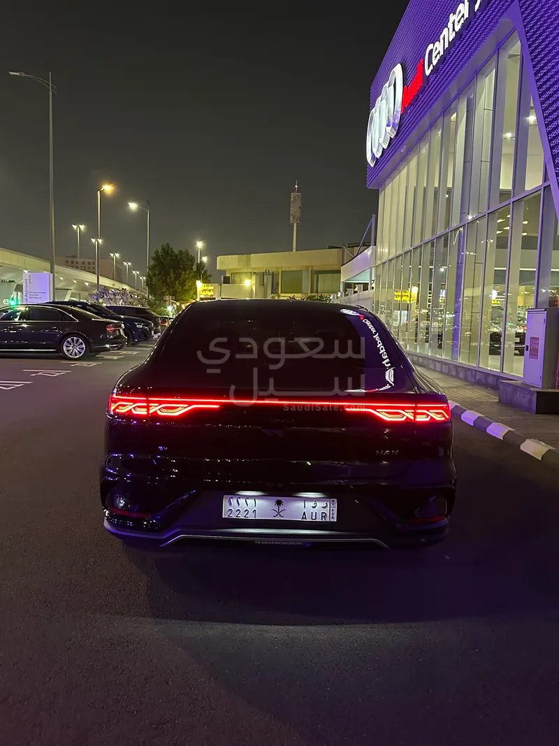 2024 بي واي دي سيل