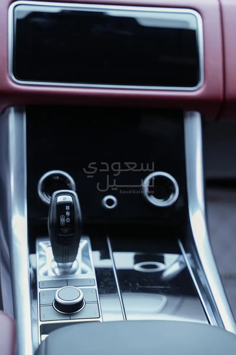 2022 لاند روفر رينج روفر سبورت اوتوبيوجرافي