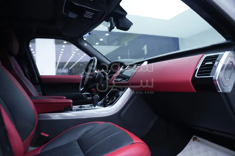 2022 لاند روفر رينج روفر سبورت اوتوبيوجرافي