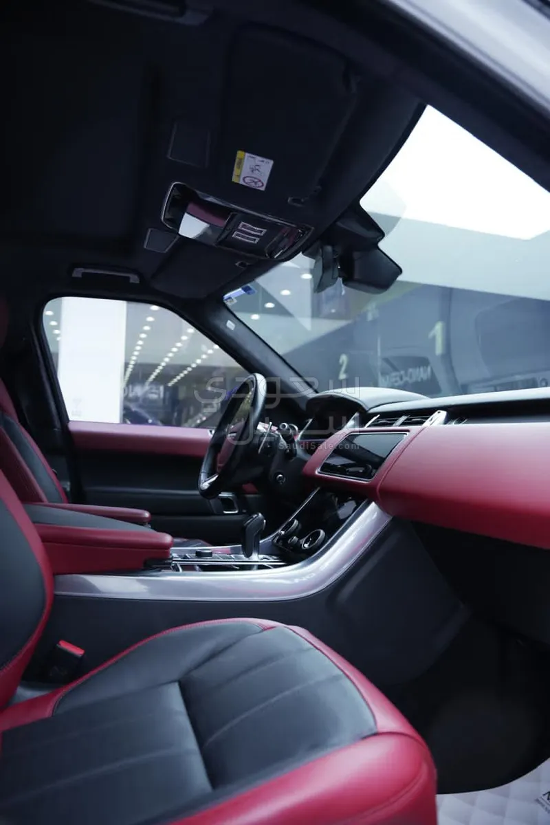 2022 لاند روفر رينج روفر سبورت اوتوبيوجرافي