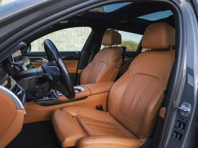 2020 بي ام دبليو الفئة السابعة 730 إل أي