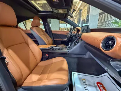 2023 لكزس آي إس 300