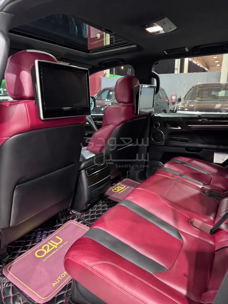 2018 لكزس إل إكس 570 اس