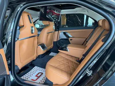 2026 بي ام دبليو الفئة السابعة 735أي