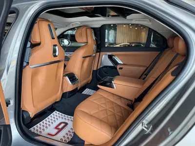 2026 بي ام دبليو الفئة السابعة 735أي