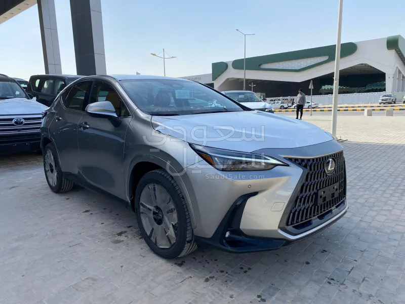 2026 لكزس إن إكس 350