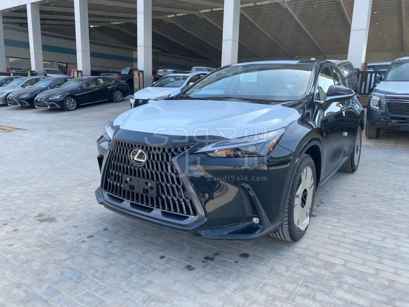 2026 لكزس إن إكس 350