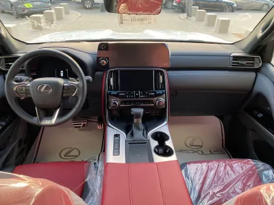 2026 لكزس إل إكس 600 إف