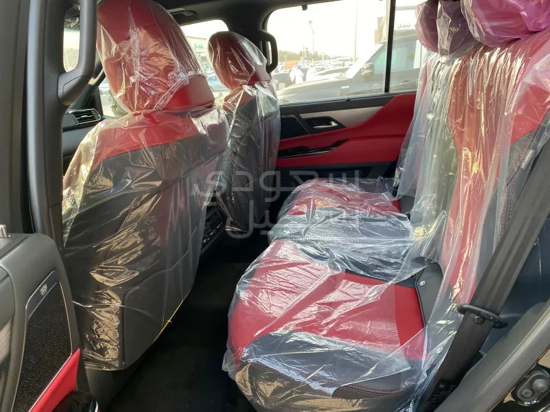 2026 لكزس إل إكس 600 إف