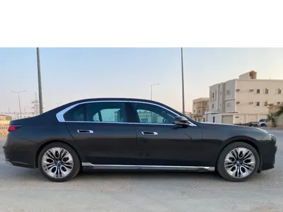 2024 بي ام دبليو الفئة السابعة 735أي