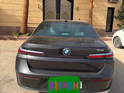 2024 بي ام دبليو الفئة السابعة 735أي